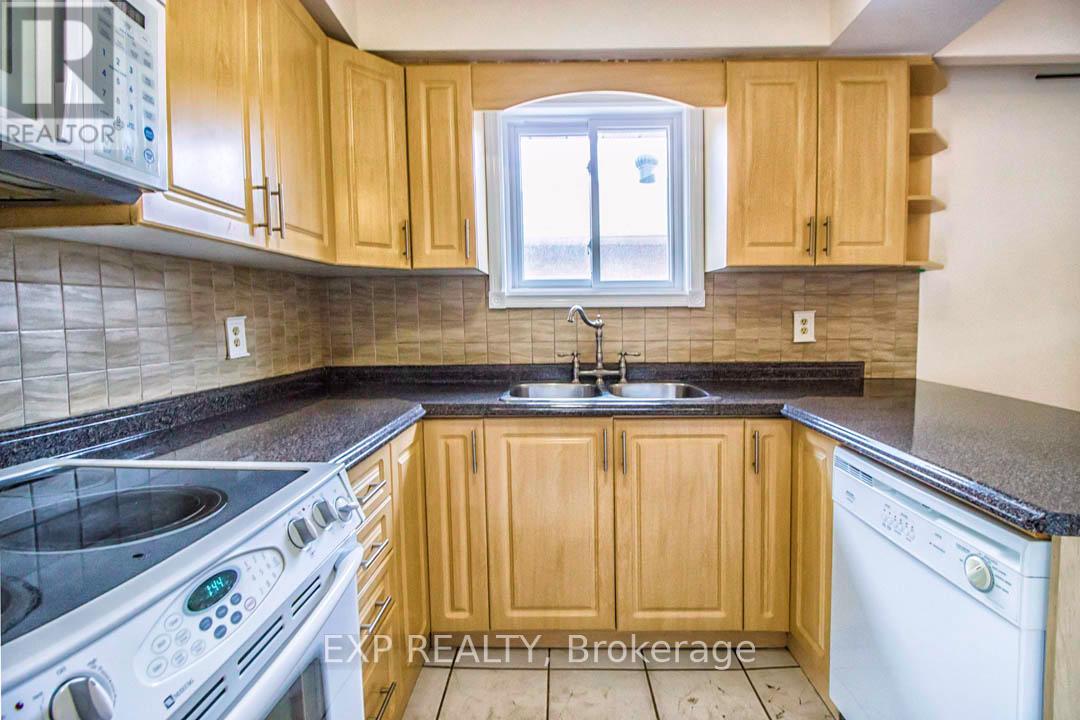 P38 Royal Salisbury Way N/a Way, Brampton, Ontario  L6V 3J6 - Photo 11 - W12733516