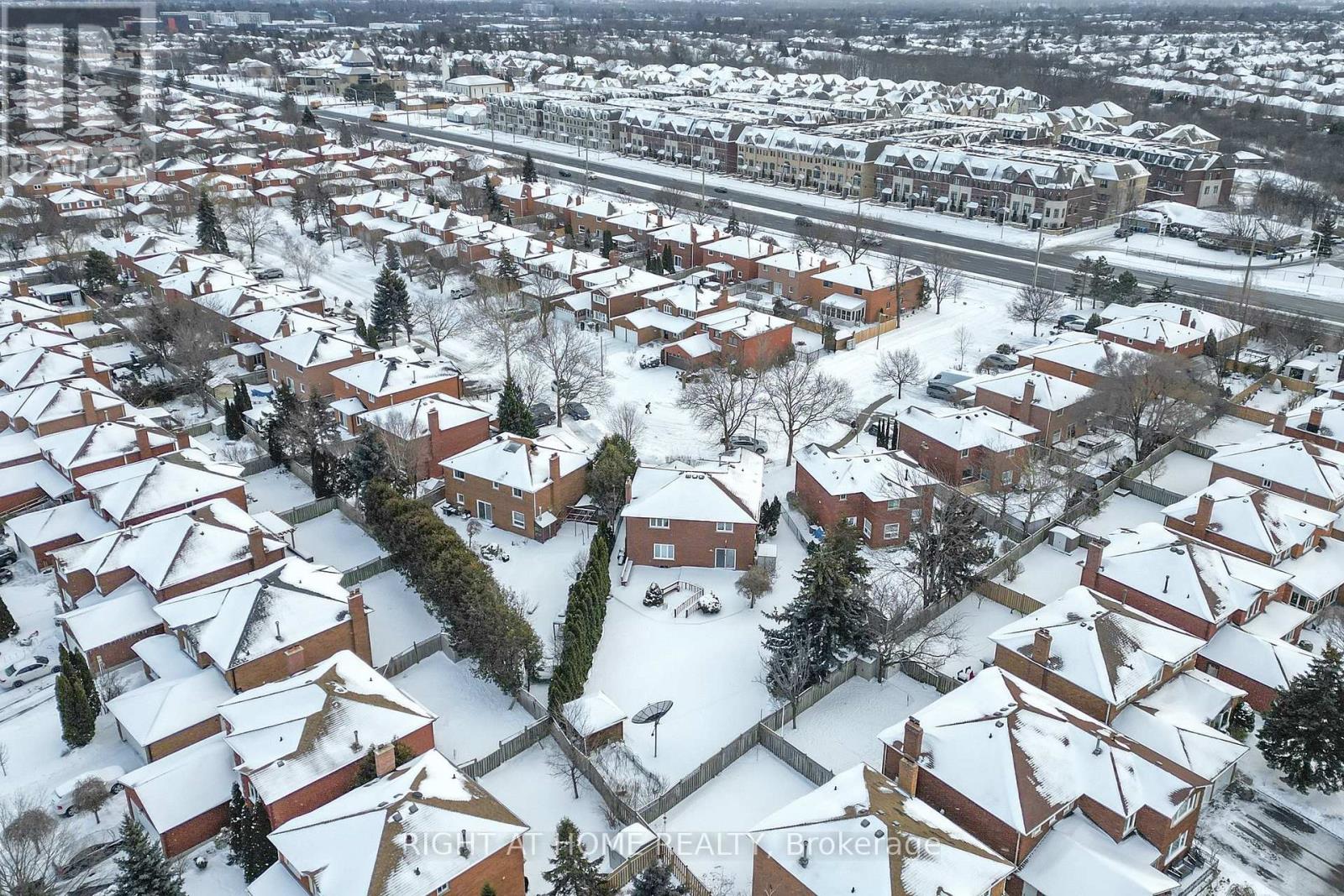 272 Hickory Circle, Oakville, Ontario  L6H 4V1 - Photo 45 - W12733518