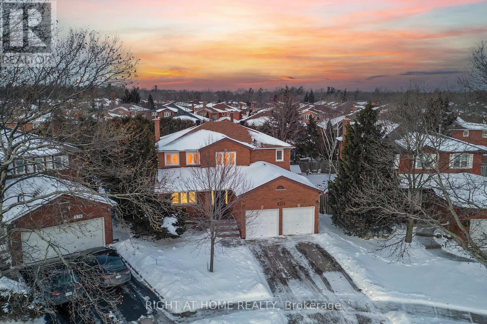 272 Hickory Circle, Oakville, Ontario  L6H 4V1 - Photo 49 - W12733518