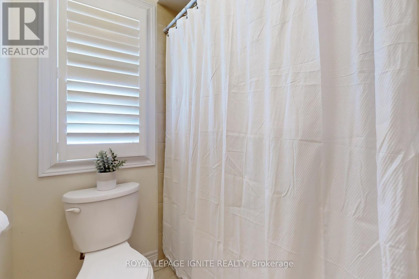 24 Arrowpoint Drive, Brampton, Ontario  L6Y 0G8 - Photo 31 - W12733524