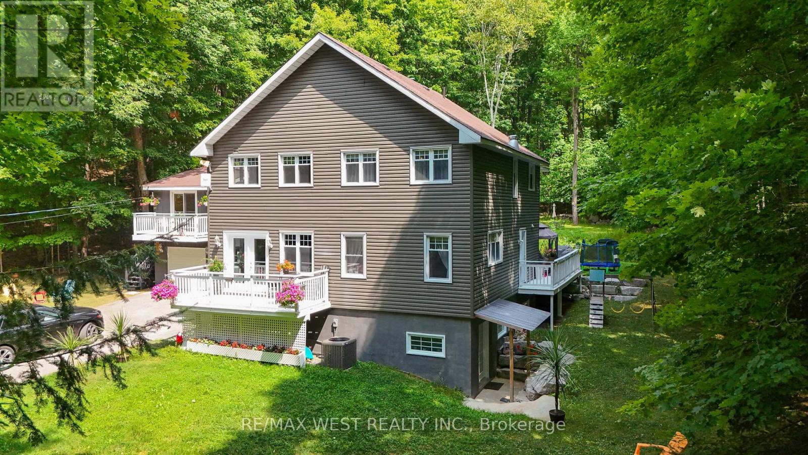 1158 Lorne Lane, Dysart Et Al, Ontario  K0M 1S0 - Photo 1 - X12733438