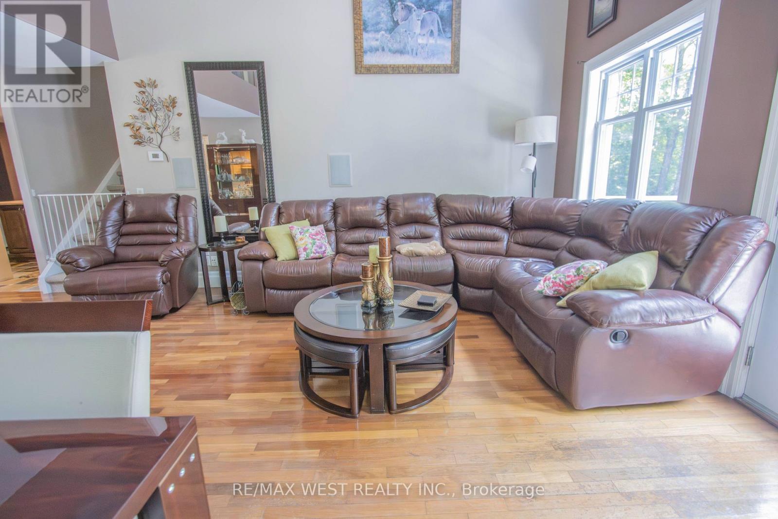 1158 Lorne Lane, Dysart Et Al, Ontario  K0M 1S0 - Photo 10 - X12733438