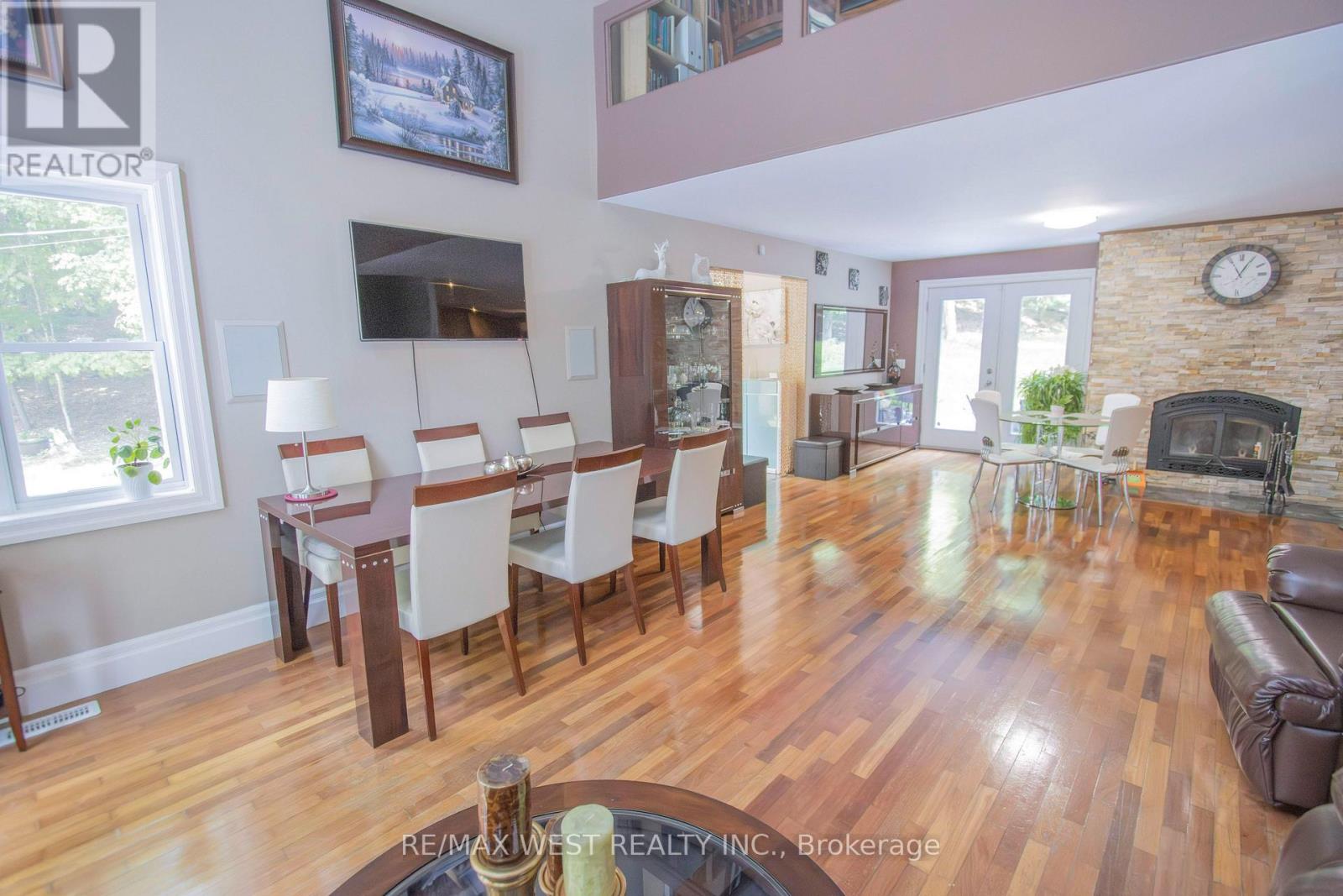 1158 Lorne Lane, Dysart Et Al, Ontario  K0M 1S0 - Photo 11 - X12733438