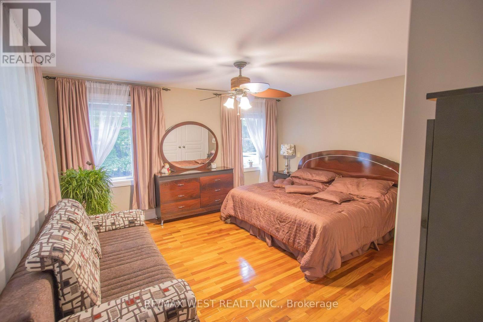 1158 Lorne Lane, Dysart Et Al, Ontario  K0M 1S0 - Photo 16 - X12733438