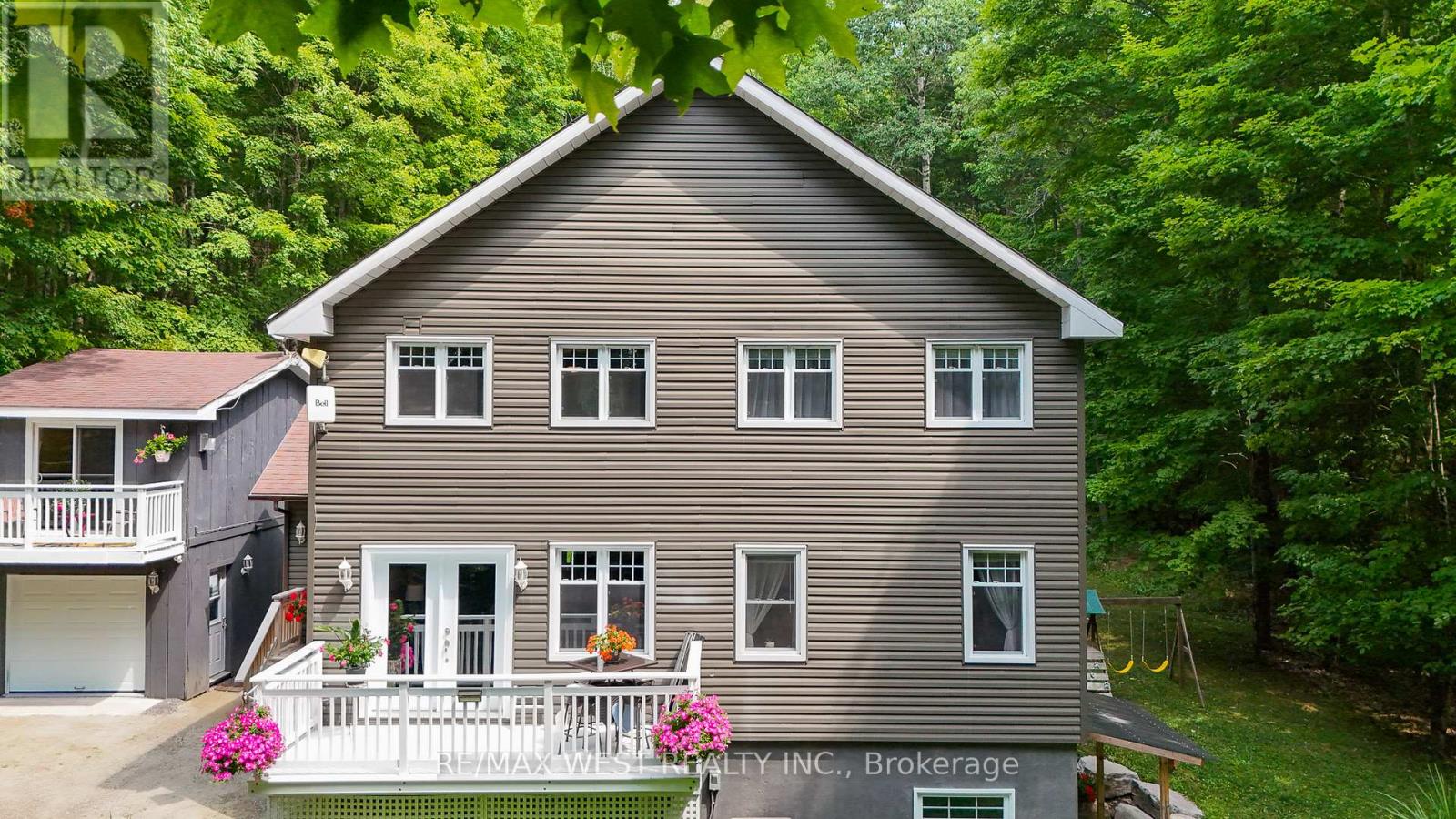 1158 Lorne Lane, Dysart Et Al, Ontario  K0M 1S0 - Photo 2 - X12733438