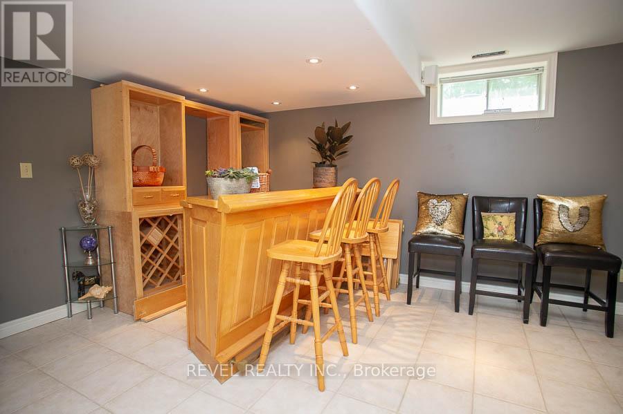 92 Highland Drive, Brantford, Ontario  N3T 5L7 - Photo 36 - X12733450