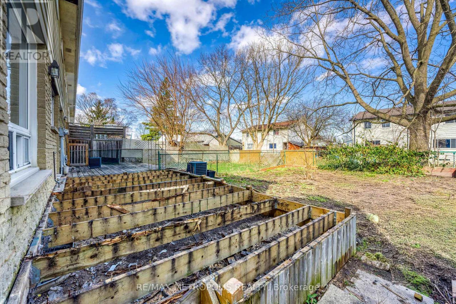 834 Lanark Crescent, Sarnia, Ontario  N7S 4E4 - Photo 27 - X12733452