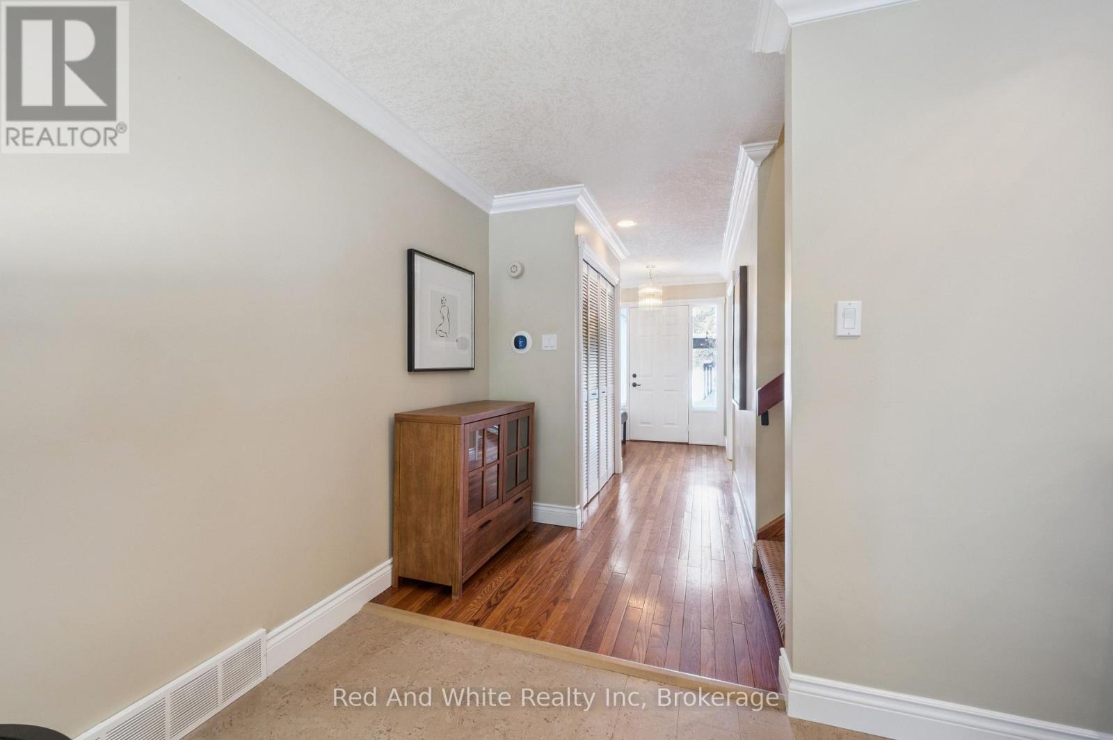 259 Old Post Road, Waterloo, Ontario  N2L 5B8 - Photo 11 - X12726790
