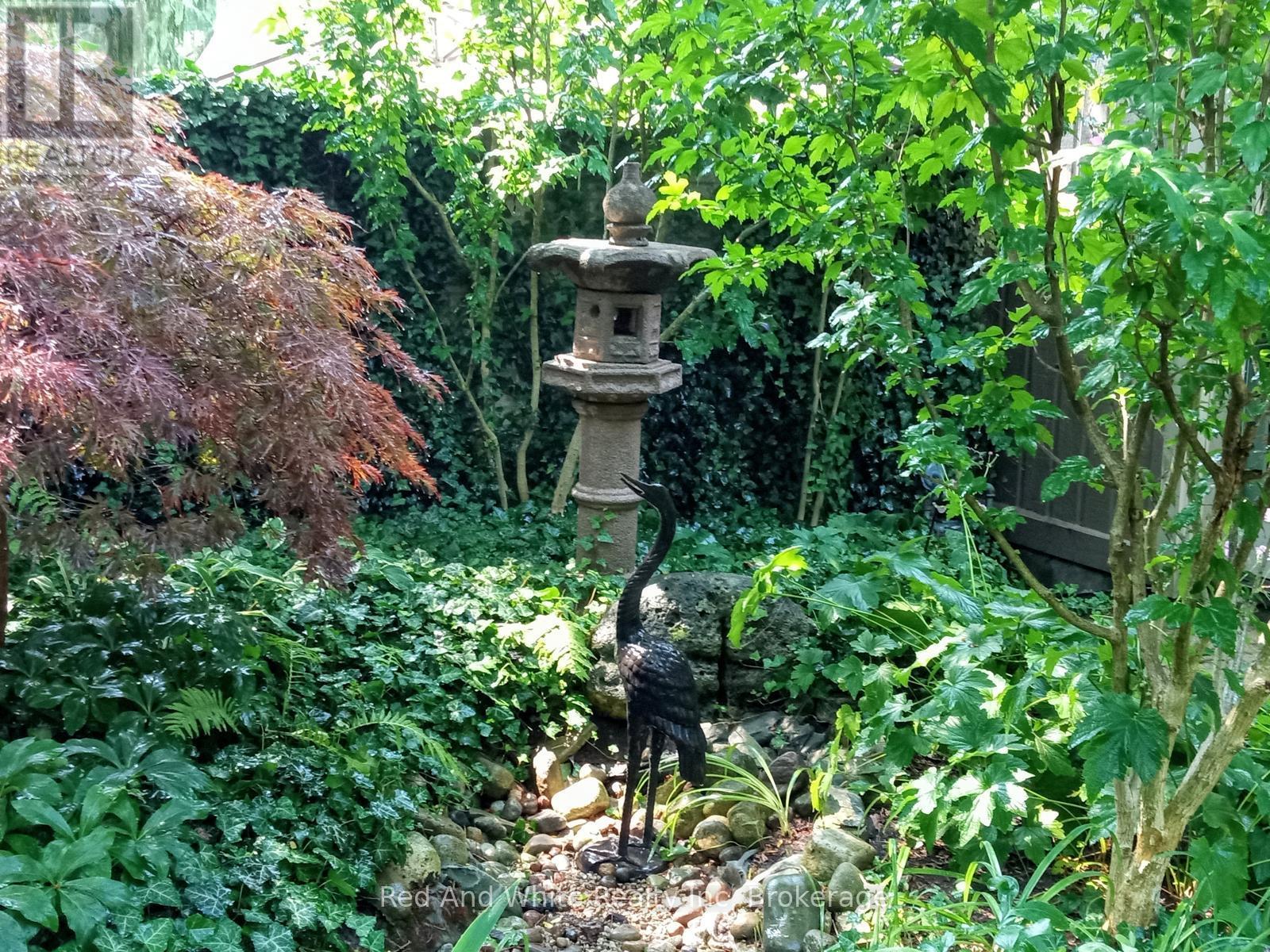 259 Old Post Road, Waterloo, Ontario  N2L 5B8 - Photo 47 - X12726790