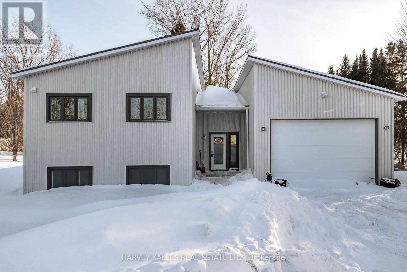 55 COUNTY ROAD 1, Prince Edward County, Ontario