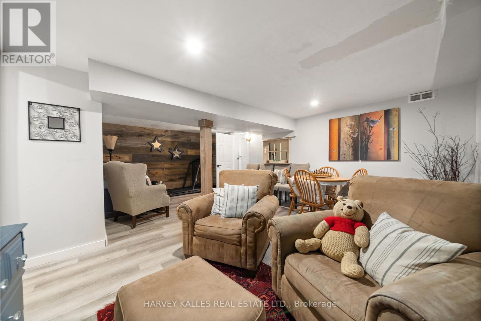 12130 Loyalist Parkway, Prince Edward County, Ontario  K0K 2T0 - Photo 23 - X12491884