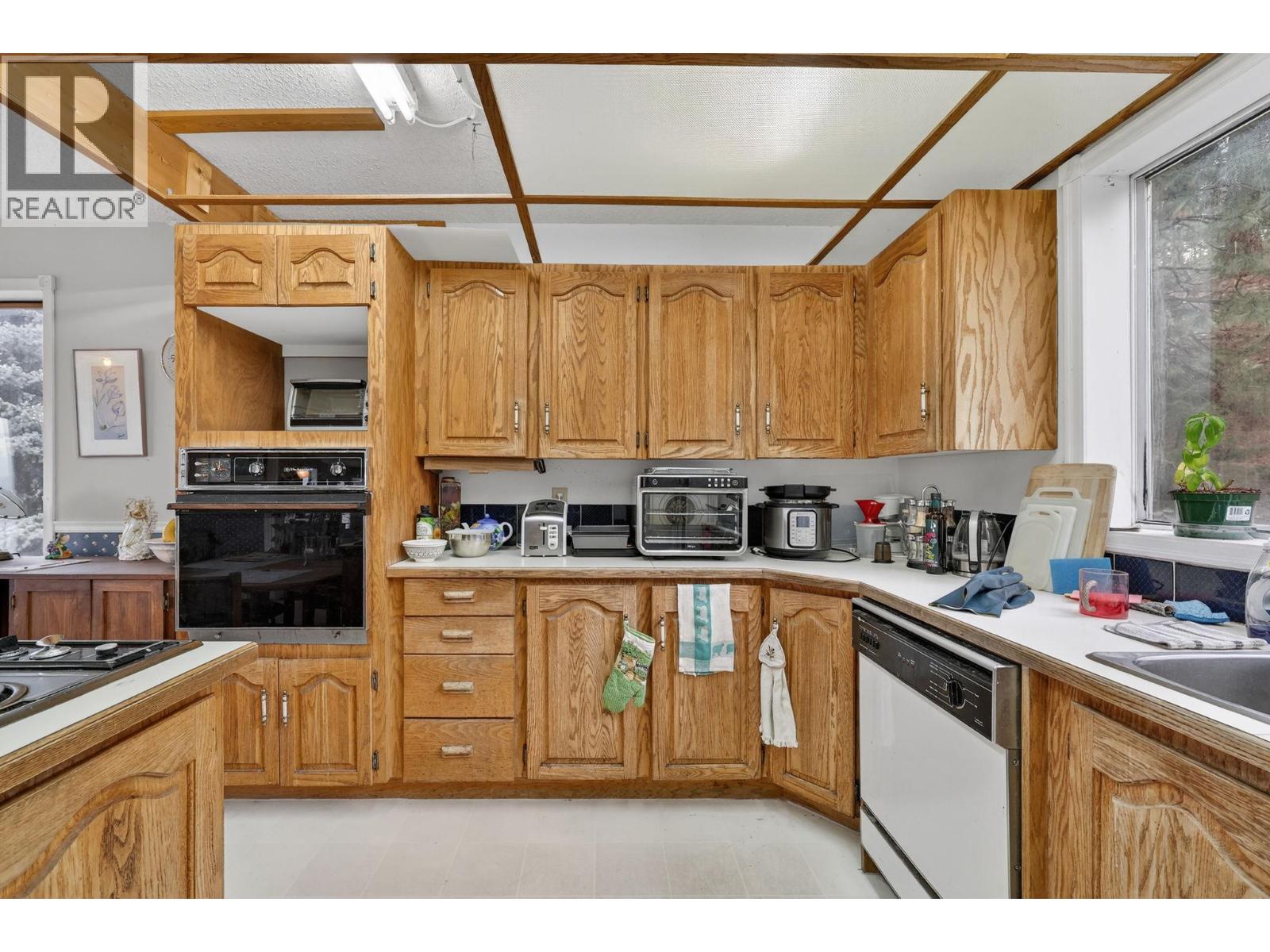 1050 Bartholomew Court, Kelowna, British Columbia  V1W 4N2 - Photo 15 - 10373927