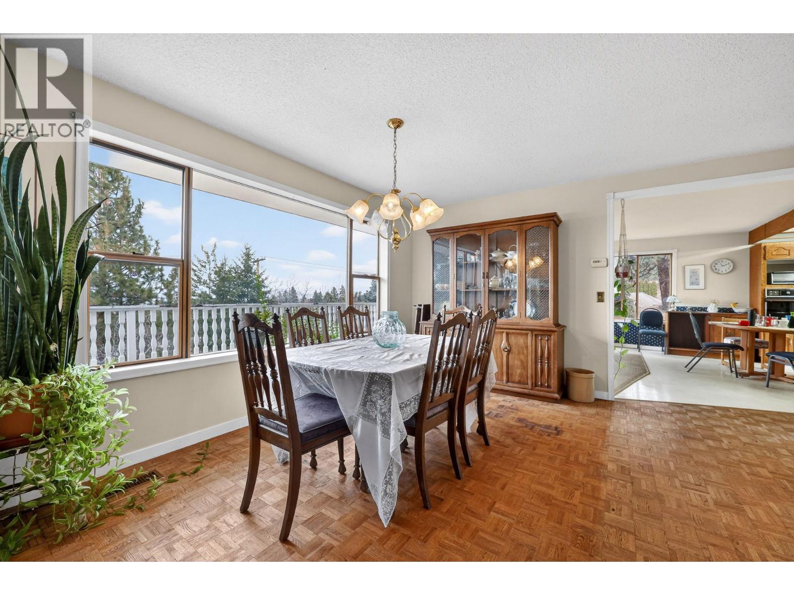 1050 Bartholomew Court, Kelowna, British Columbia  V1W 4N2 - Photo 9 - 10373927