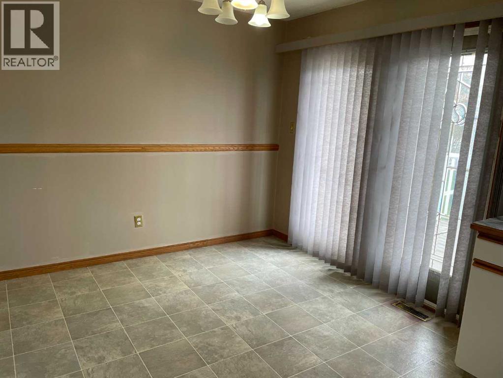 11211 109 Avenue Close, Fairview, Alberta  T0H 1L0 - Photo 4 - A2218793