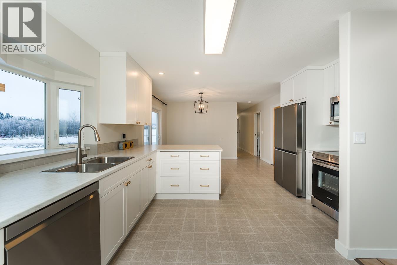 14000 Lund Road, Prince George, British Columbia  V2N 6B1 - Photo 5 - R3057397