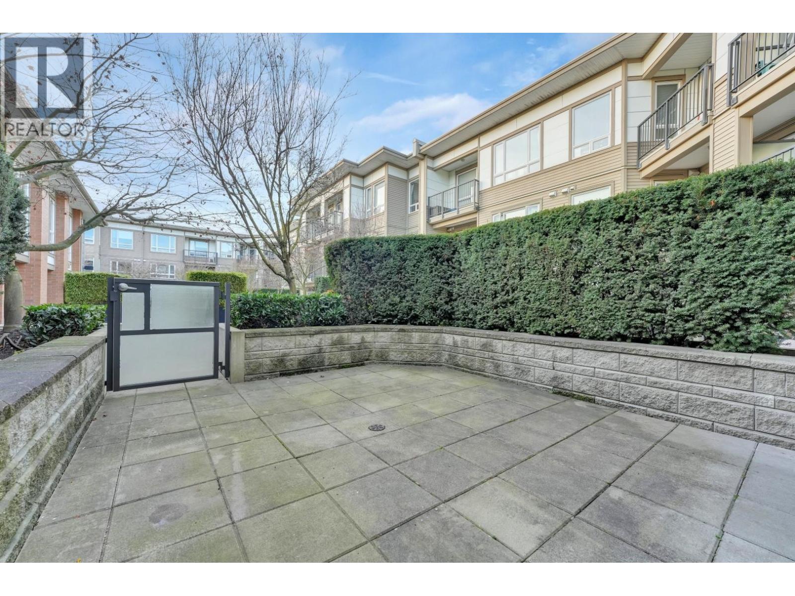 Listing Picture 21 of 31 : 215 12339 STEVESTON HIGHWAY, Richmond / 烈治文 - 魯藝地產 Yvonne Lu Group - MLS Medallion Club Member