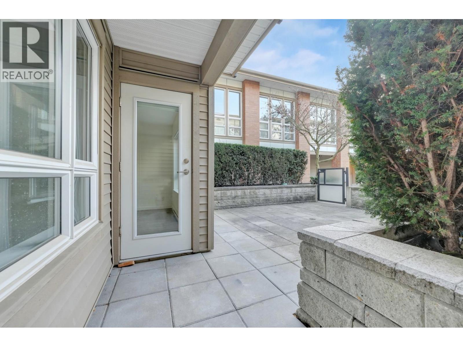 Listing Picture 19 of 31 : 215 12339 STEVESTON HIGHWAY, Richmond / 烈治文 - 魯藝地產 Yvonne Lu Group - MLS Medallion Club Member