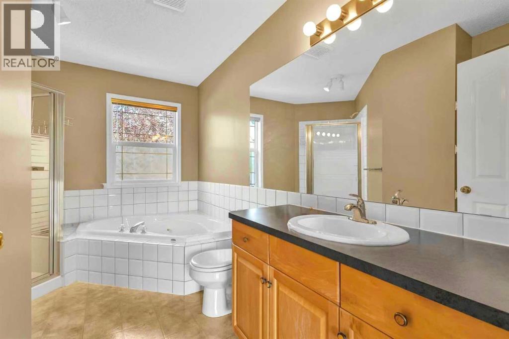 11137 Hidden Valley Drive Nw, Calgary, Alberta  T3A 5Z6 - Photo 30 - A2275369