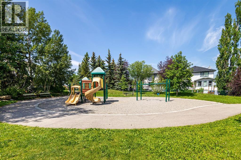 11137 Hidden Valley Drive Nw, Calgary, Alberta  T3A 5Z6 - Photo 9 - A2275369