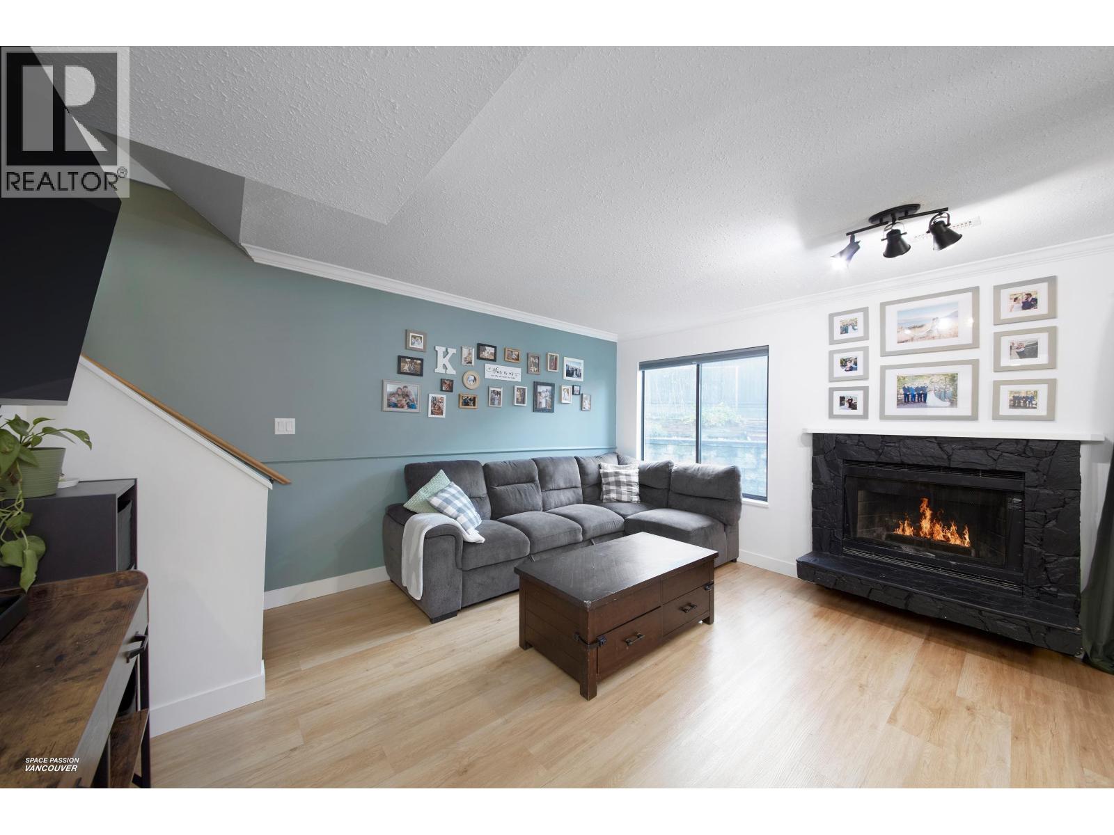 16 21550 Cherrington Avenue, Maple Ridge, British Columbia  V2X 8S7 - Photo 13 - R3082969