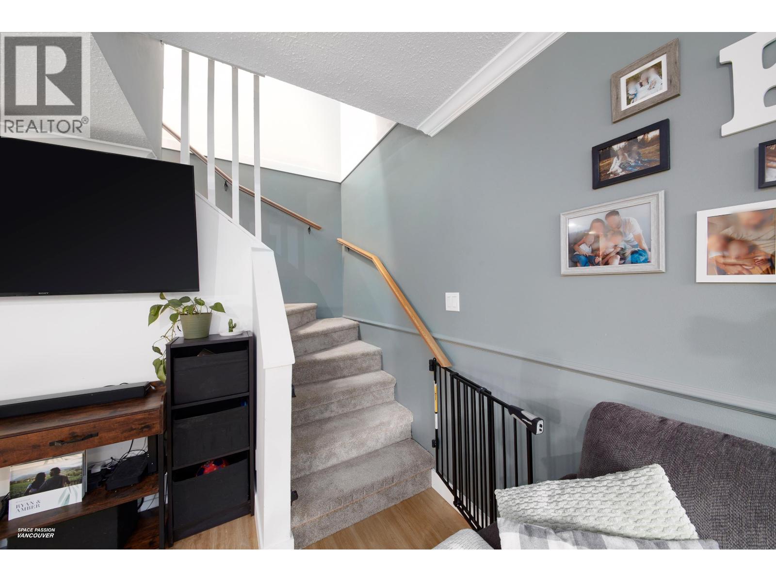 16 21550 Cherrington Avenue, Maple Ridge, British Columbia  V2X 8S7 - Photo 15 - R3082969