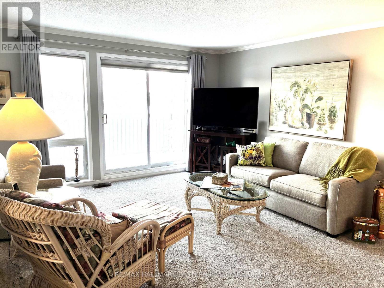 304c - 1099 Clonsilla Avenue Sw, Peterborough, Ontario K9J 8L8 - Photo 6 - X12733572