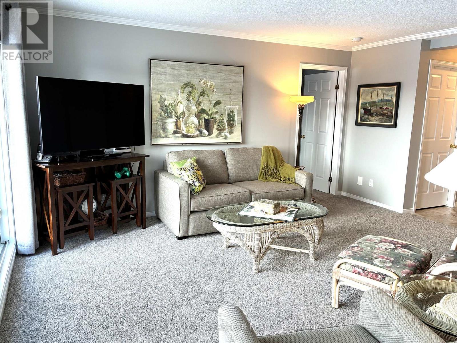 304c - 1099 Clonsilla Avenue Sw, Peterborough, Ontario K9J 8L8 - Photo 9 - X12733572