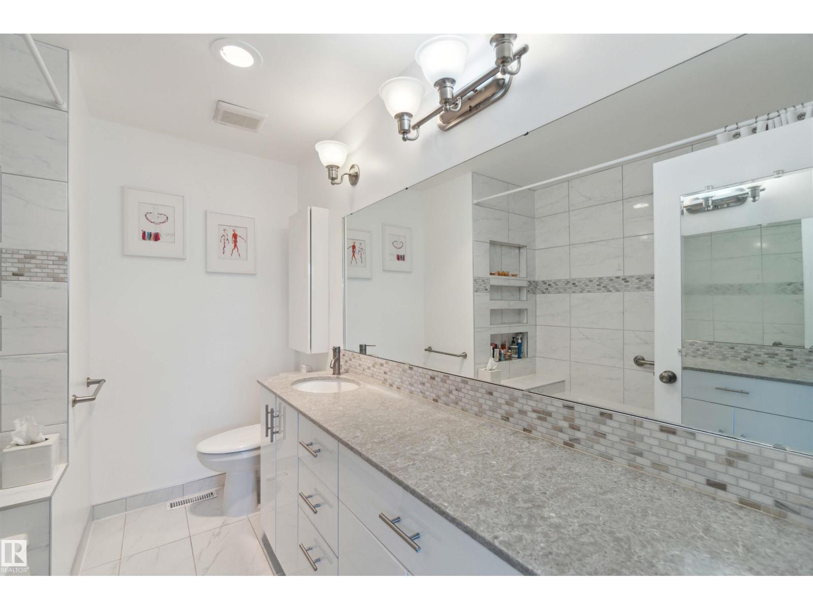 #305 8707 107 St Nw, Edmonton, Alberta  T6E 5J5 - Photo 46 - E4471193