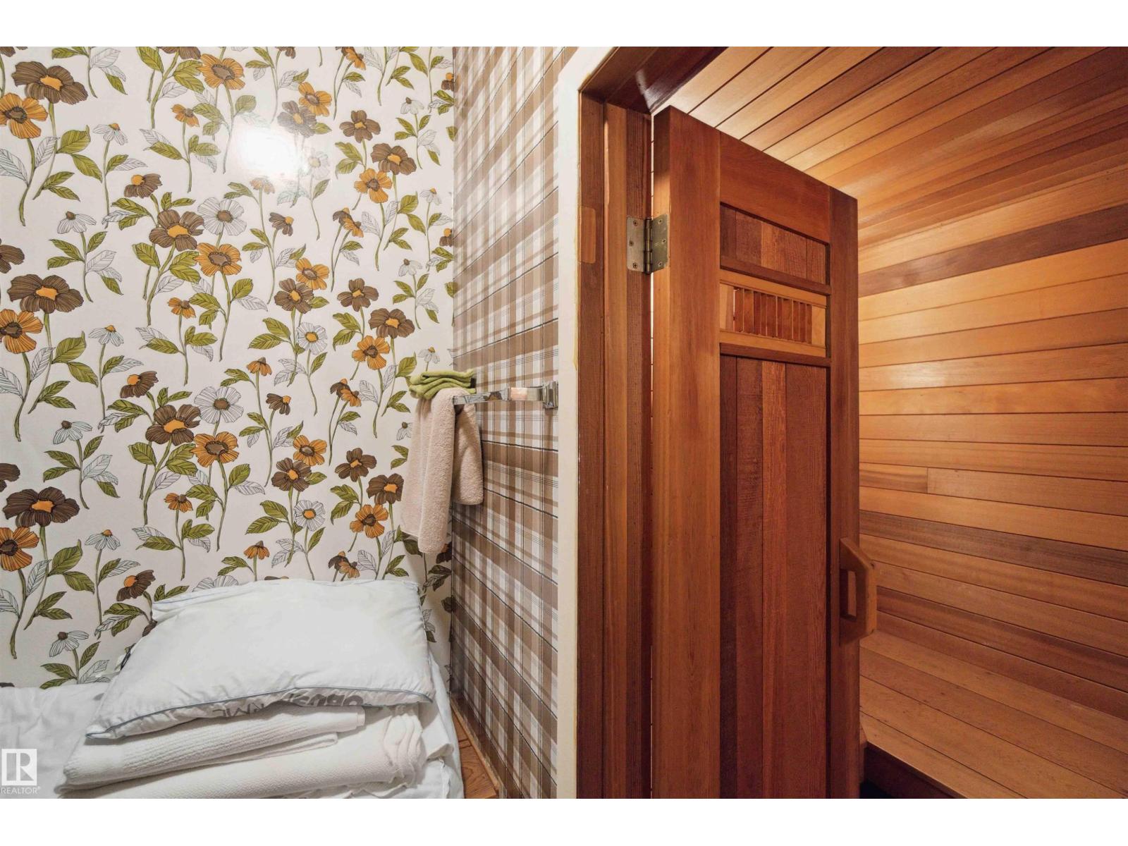 #305 8707 107 St Nw, Edmonton, Alberta  T6E 5J5 - Photo 54 - E4471193