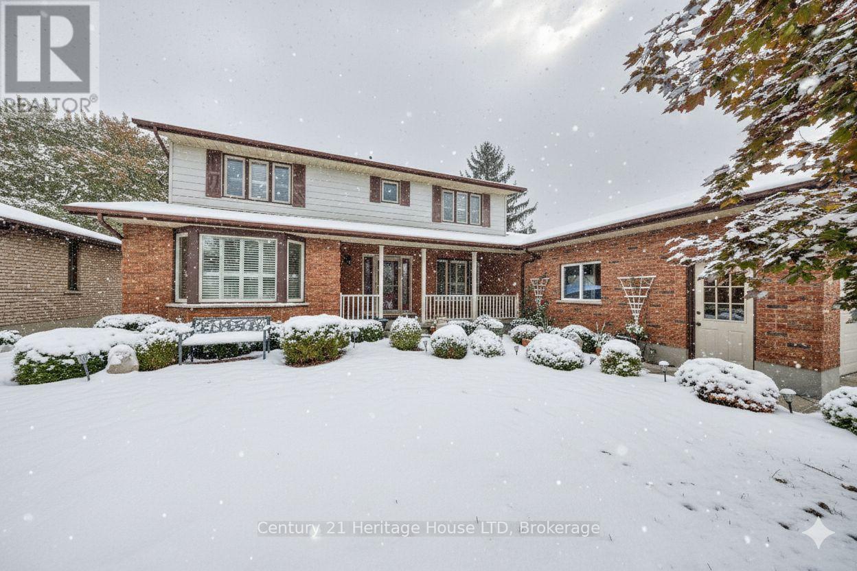 3466 River Trail, Fort Erie, Ontario  L0S 1S0 - Photo 2 - X12462443