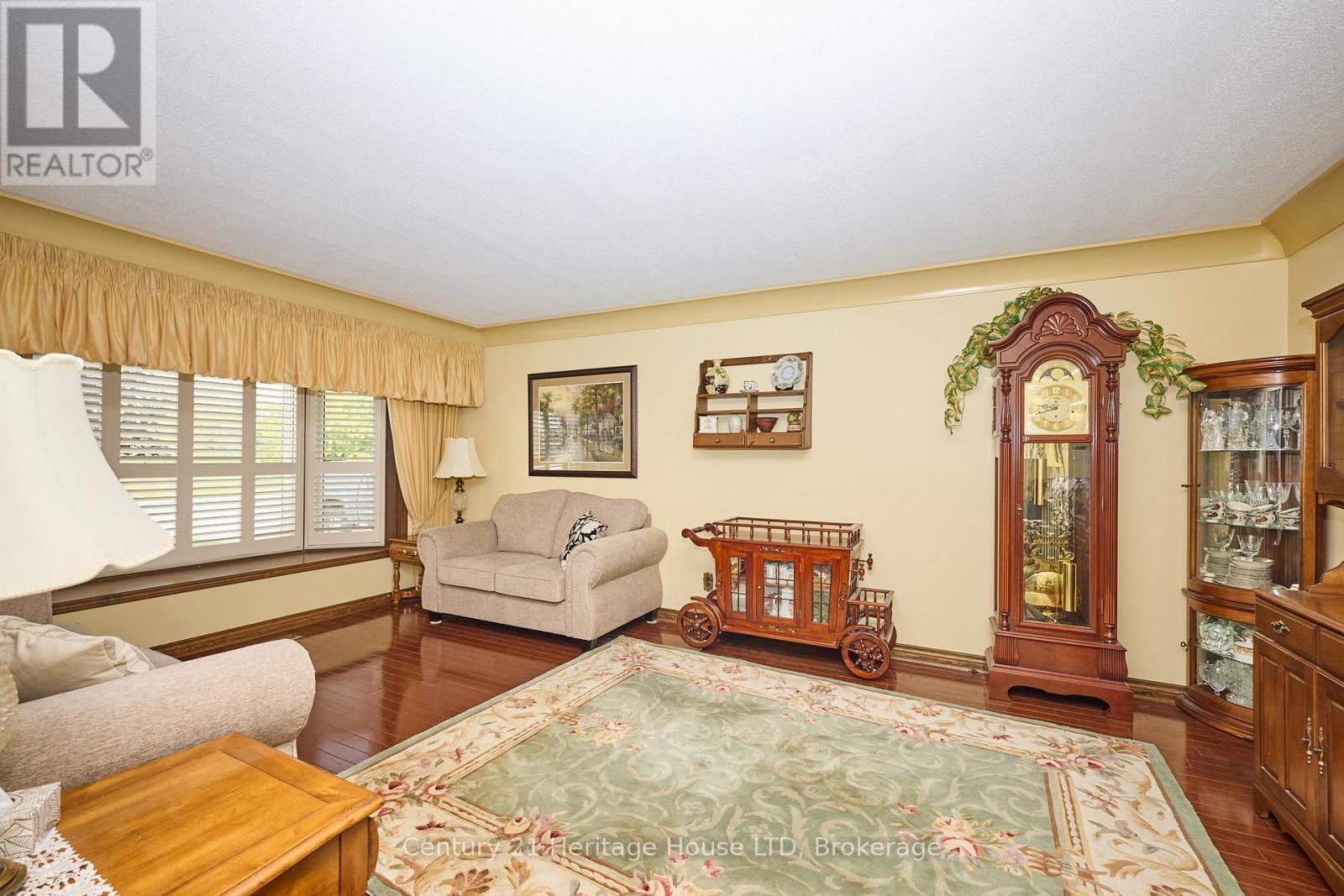 3466 River Trail, Fort Erie, Ontario  L0S 1S0 - Photo 4 - X12462443