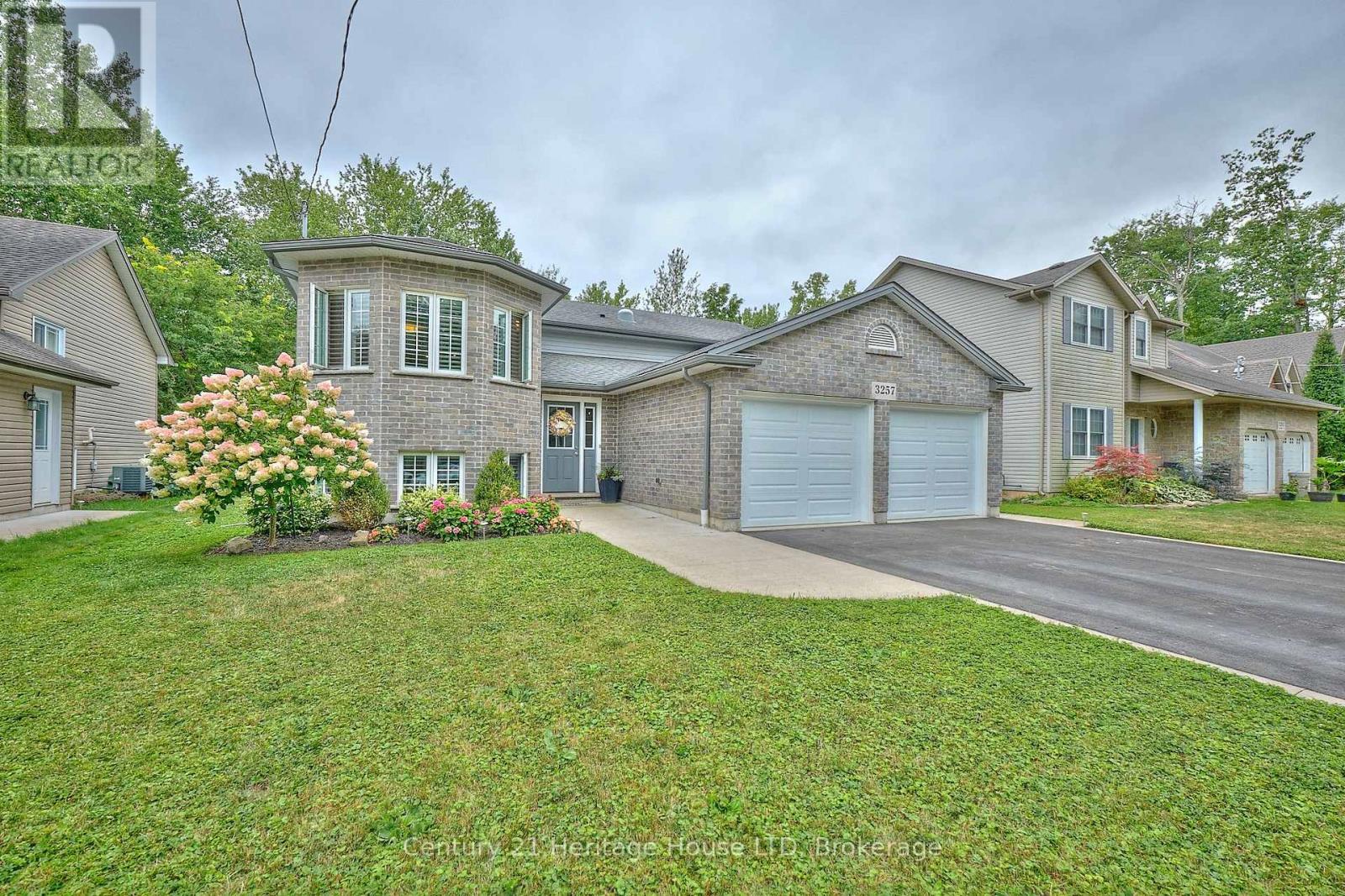 3257 Grove Avenue, Fort Erie, Ontario  L0S 1N0 - Photo 29 - X12700232