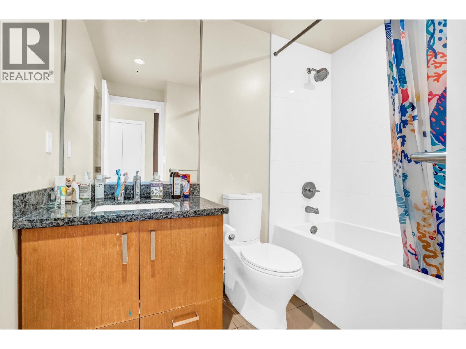 1003 3008 Glen Drive, Coquitlam, British Columbia  V3B 0J5 - Photo 16 - R3083744