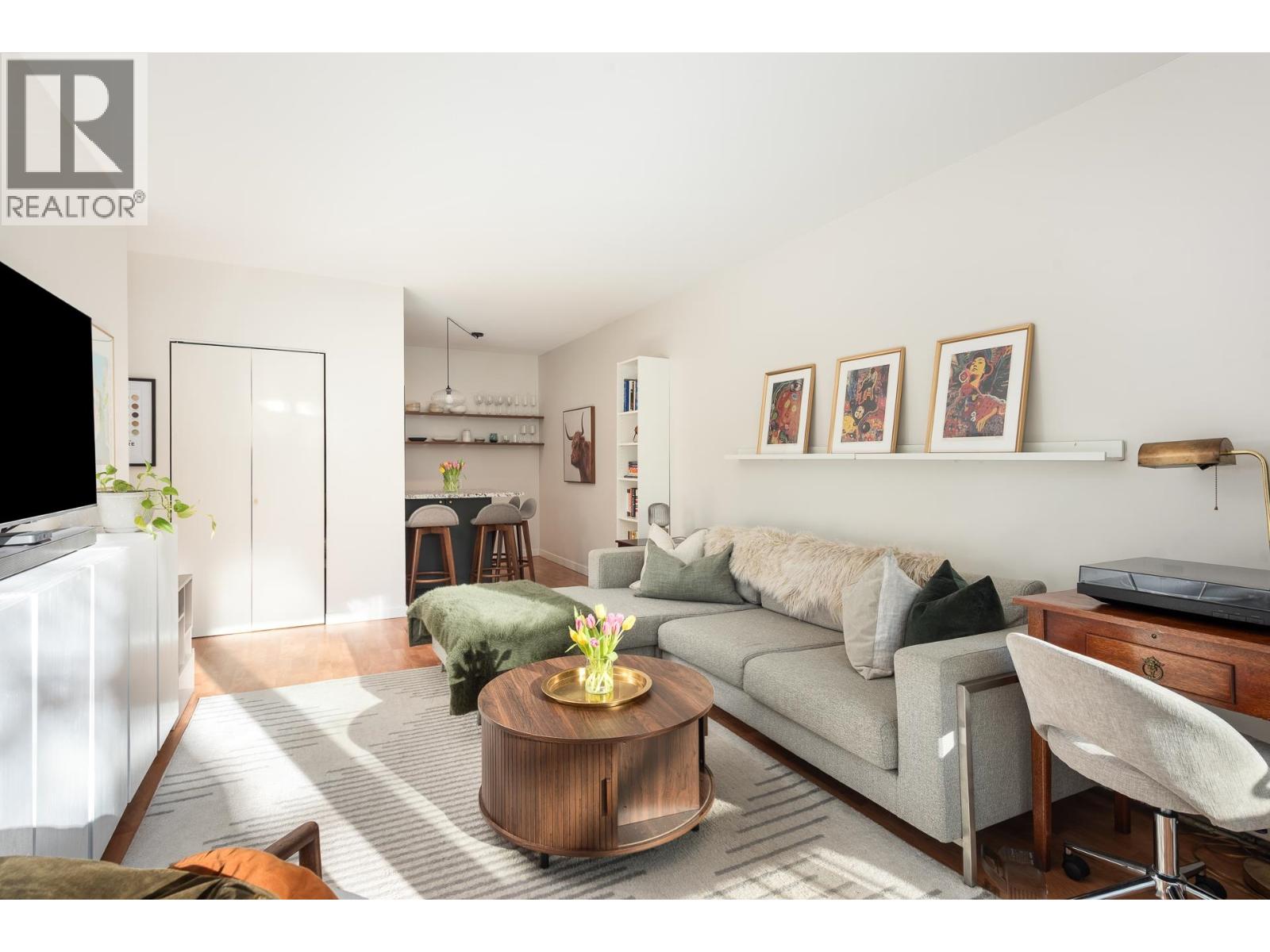 809 756 Great Northern Way, Vancouver, British Columbia  V5T 1E4 - Photo 3 - R3083745