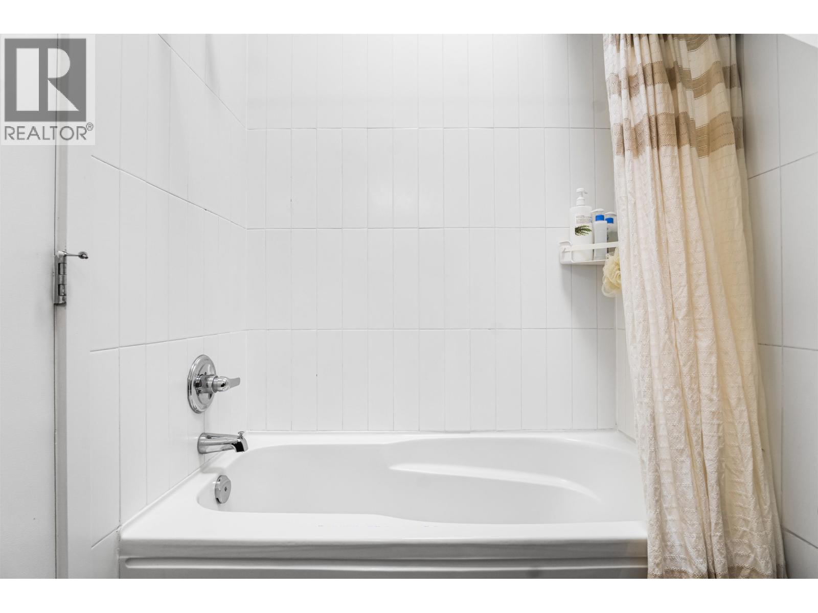 5 1638 E Georgia Street, Vancouver, British Columbia  V5L 2B2 - Photo 23 - R3083776