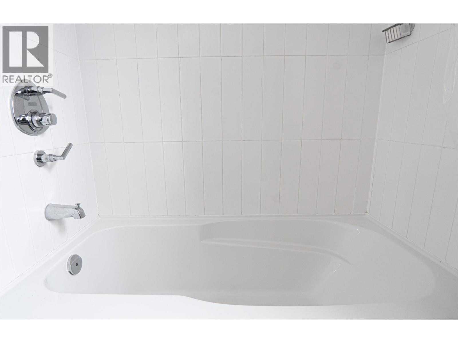 5 1638 E Georgia Street, Vancouver, British Columbia  V5L 2B2 - Photo 34 - R3083776