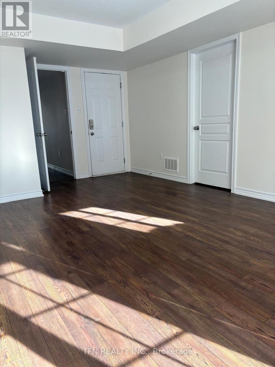 5 Savage Drive, Hamilton, Ontario  L0R 2H9 - Photo 4 - X12725268