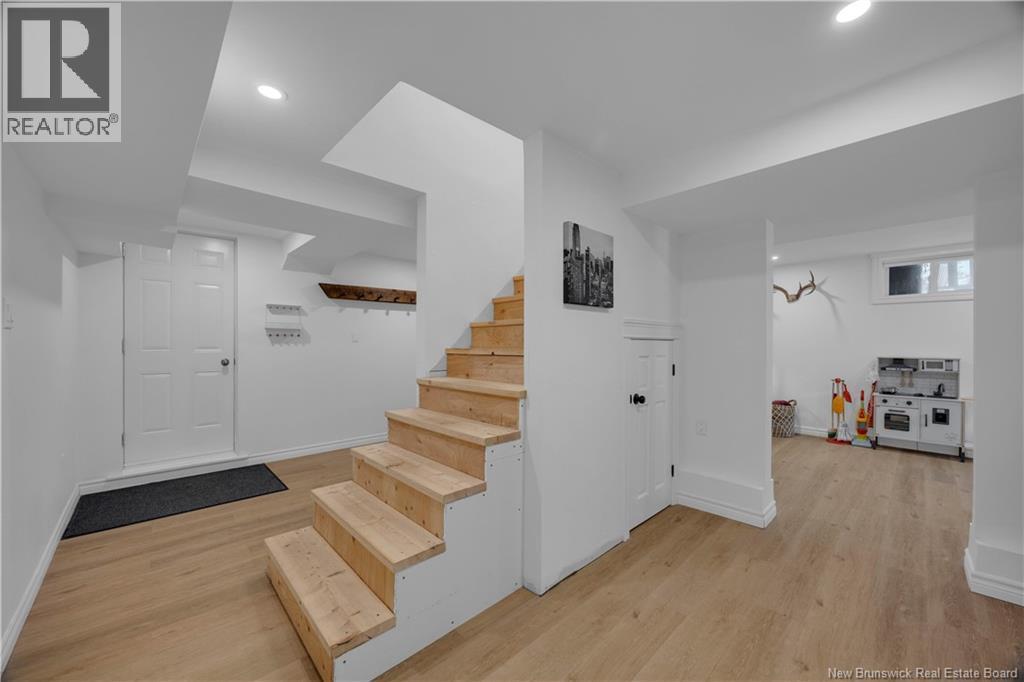 100 Meadowbank Avenue, Saint John, New Brunswick  E2K 2C8 - Photo 35 - NB132701