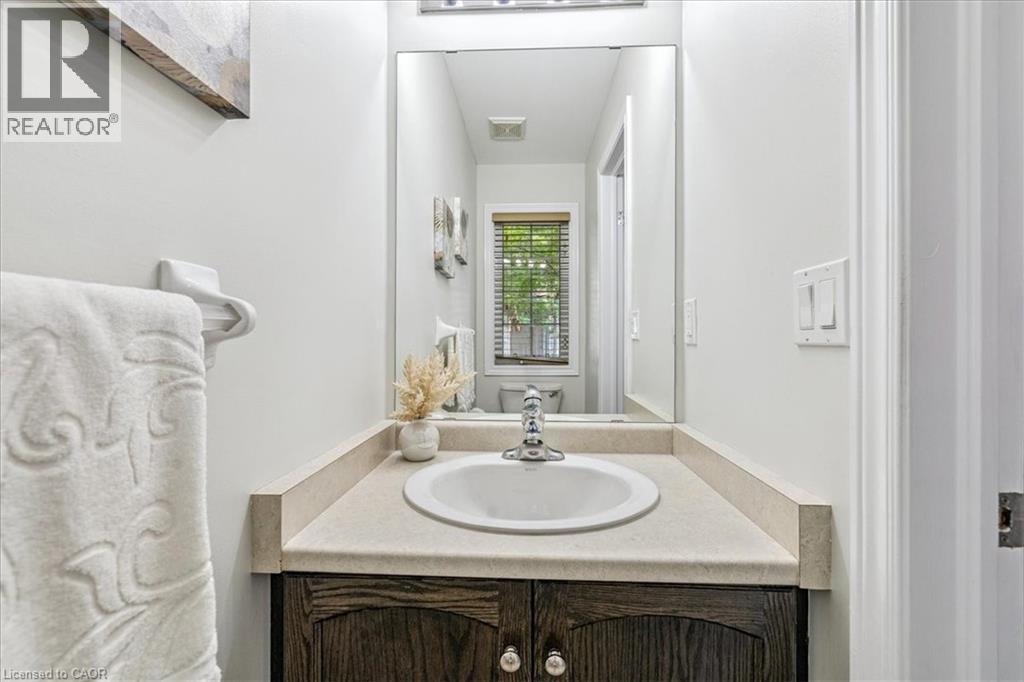 60 Cloverleaf Drive Unit# 38, Ancaster, Ontario  L9K 1S8 - Photo 18 - 40770852