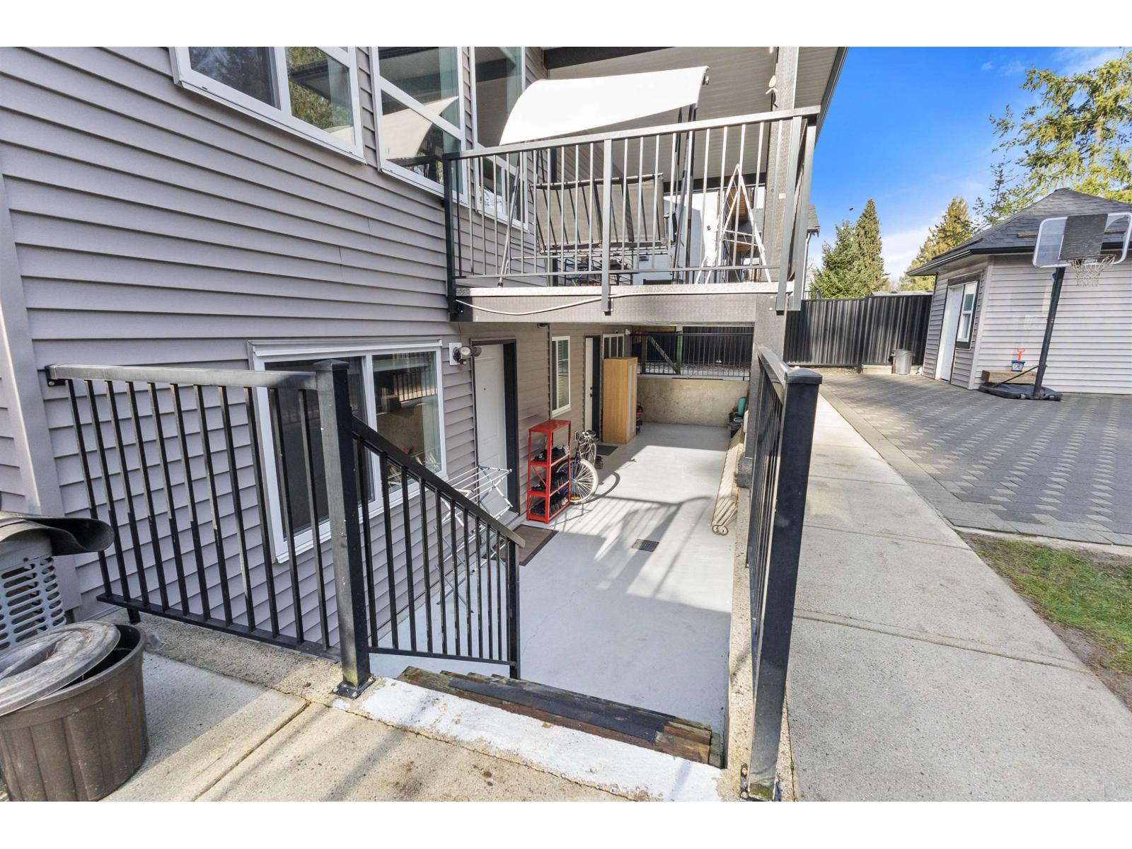 2018 Vinewood Street, Abbotsford, British Columbia  V2S 3H2 - Photo 39 - R3082763