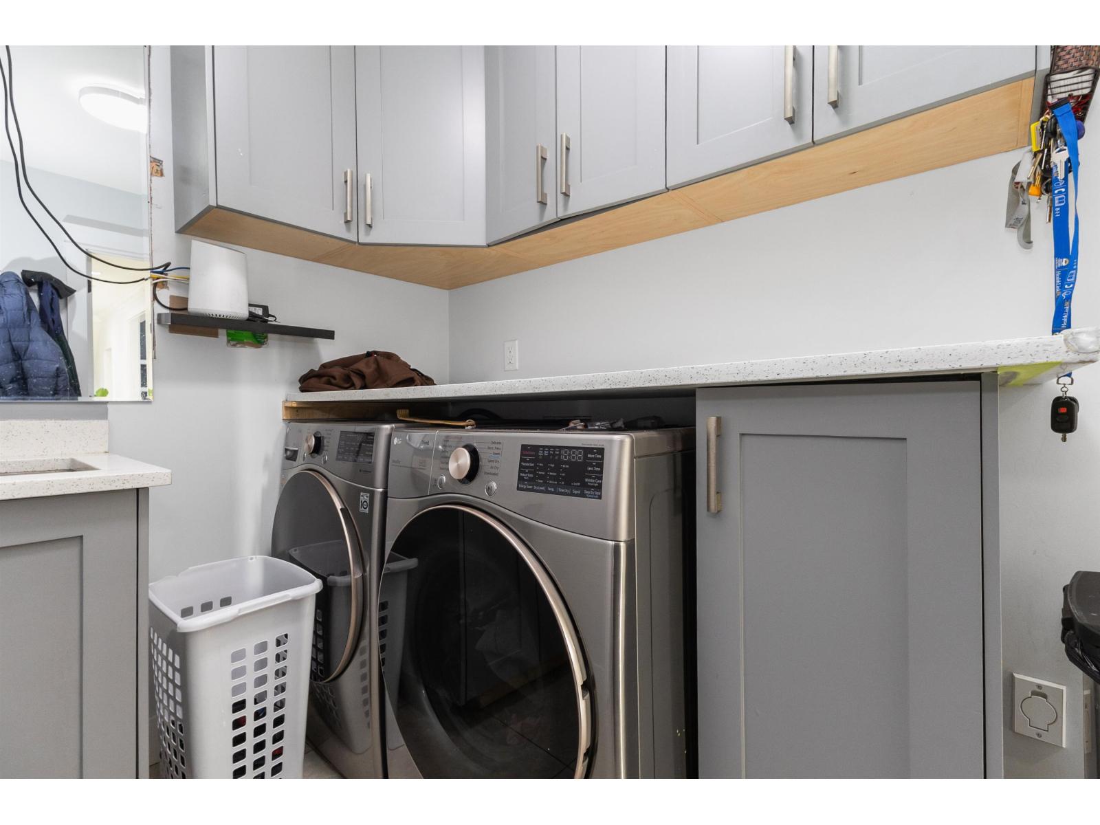 2018 Vinewood Street, Abbotsford, British Columbia  V2S 3H2 - Photo 37 - R3082763