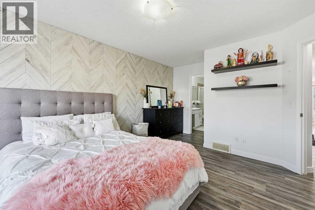 58 Bridlecrest Road Sw, Calgary, Alberta  T2Y 5J2 - Photo 14 - A2279724