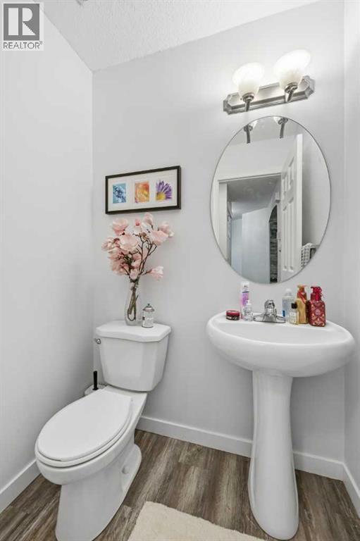 58 Bridlecrest Road Sw, Calgary, Alberta  T2Y 5J2 - Photo 10 - A2279724
