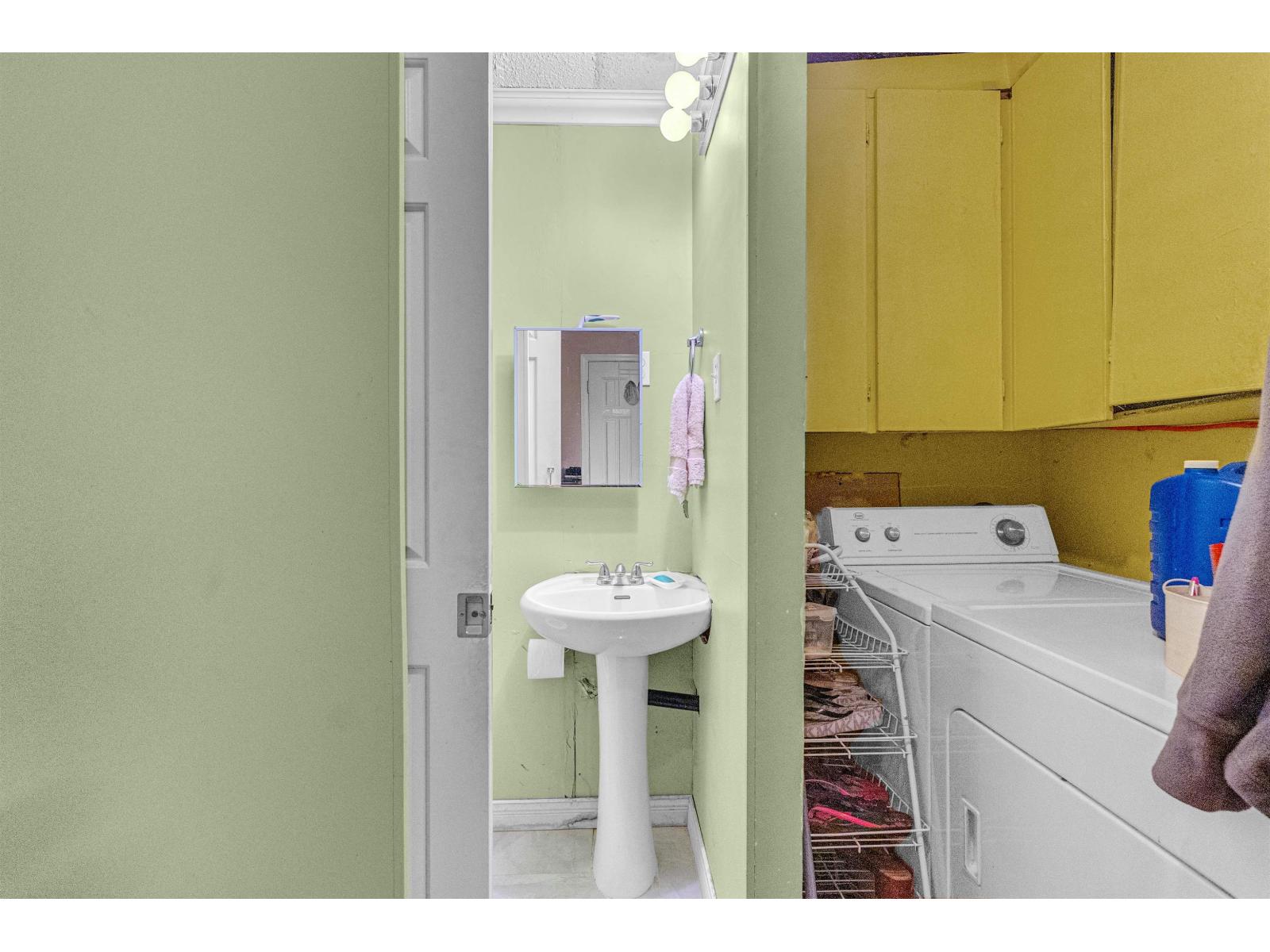 12420 96 Avenue, Surrey, British Columbia  V3V 1X1 - Photo 7 - R3083223