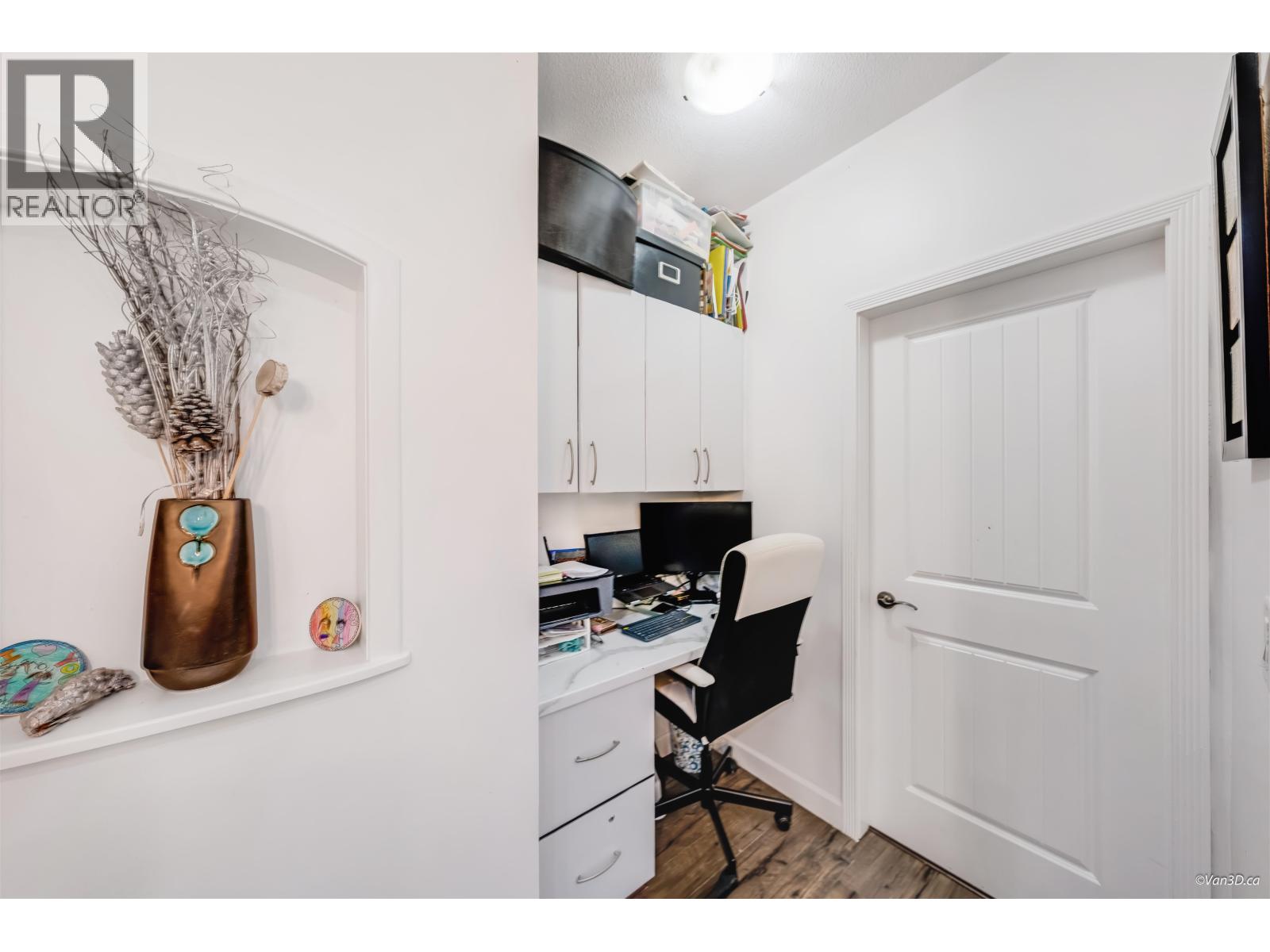 107 976 Adair Avenue, Coquitlam, British Columbia  V3K 3V2 - Photo 2 - R3083716