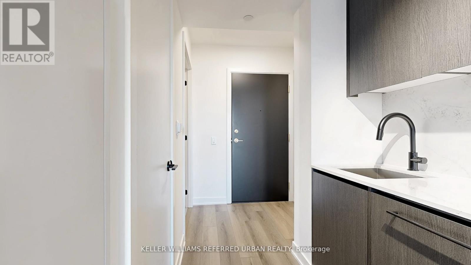 606 - 5 Lakeview Avenue, Toronto, Ontario  M6J 0H3 - Photo 21 - C12733582