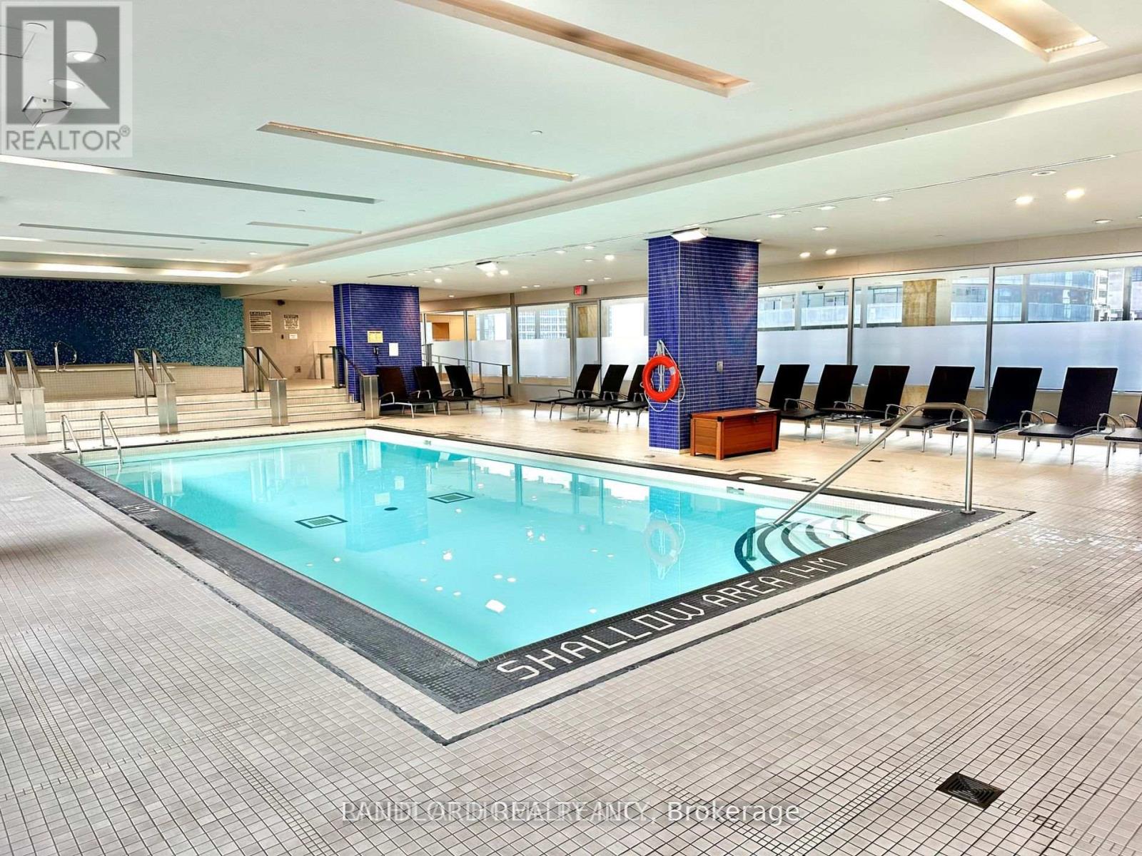 1907 - 55 Bremner Boulevard, Toronto, Ontario  M5J 0A6 - Photo 19 - C12733586