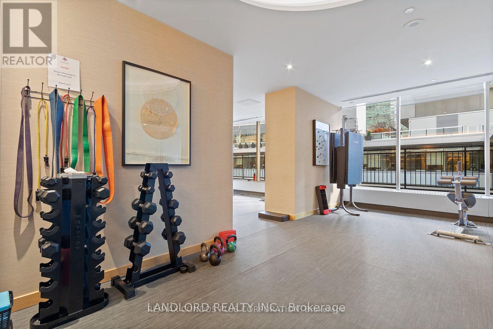 1907 - 55 Bremner Boulevard, Toronto, Ontario  M5J 0A6 - Photo 26 - C12733586