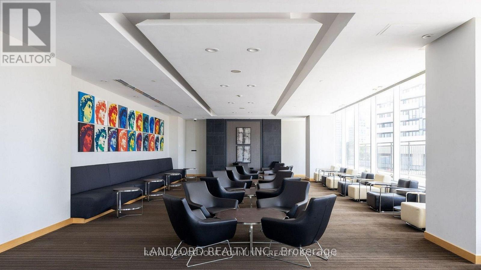 1907 - 55 Bremner Boulevard, Toronto, Ontario  M5J 0A6 - Photo 32 - C12733586