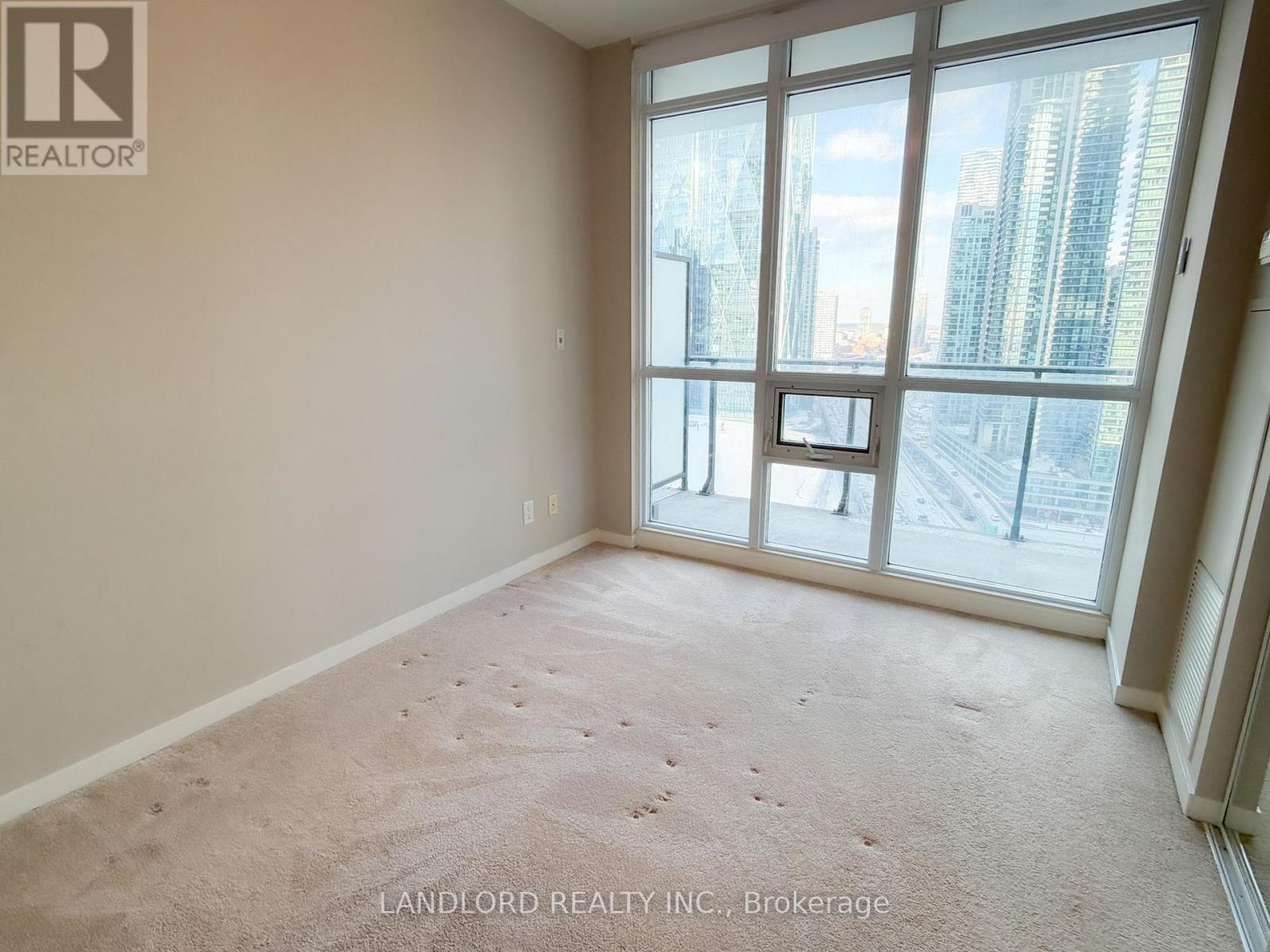 1907 - 55 Bremner Boulevard, Toronto, Ontario  M5J 0A6 - Photo 9 - C12733586